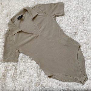 Collared Sleeveless Bodysuit